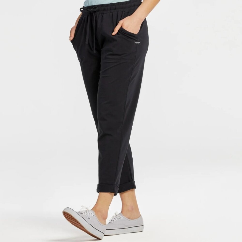 Women's Solid Crusher-Flex Pant Life is Good